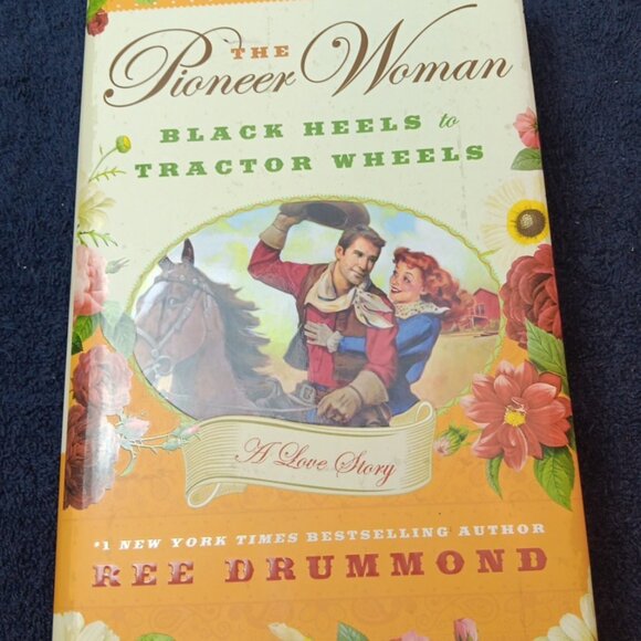 Other - Ree Drummond First Edition The Pioneer Woman Black Heels Tractor Wheels 2011